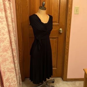 EUC versatile small size black skirt or dress